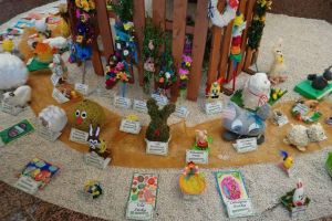 Wystawa prac plastycznych Motyw Wielkanocny