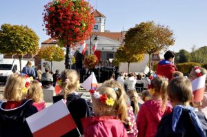 Niepodległa do Hymnu wspólne śpiewanie