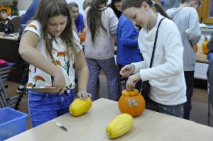 Warsztaty rzeźbienia w dyni