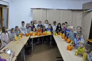 Warsztaty rzeźbienia w dyni