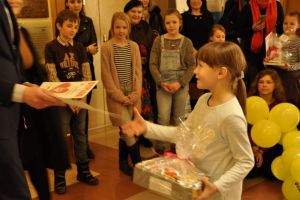 Uroczyste wręczenie nagród w konkursie "Kartka walentynkowa"