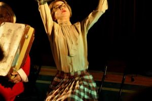 Spektakl Teatru po 40-tce "Dokądkolwiek"