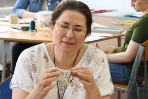 Warsztaty tworzenia biżuterii w ramach projektu "Pracownia Sztuk Wszelkich" 2.07.2020