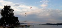 Pożegnanie wakacji, animacje na plaży, skoki spadochronowe