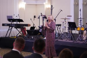 Dzień Kobiet „Wodecki | Grechuta akustycznie”