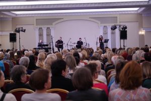 Dzień Kobiet „Wodecki | Grechuta akustycznie”