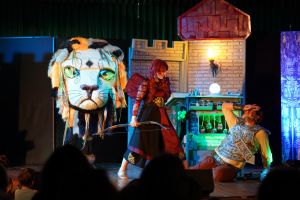 Teatr Młodego Widza:  "Wszyscy na jednego" Teatr Bajaderka