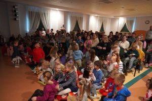 Teatr Młodego Widza:  "Wszyscy na jednego" Teatr Bajaderka