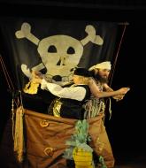 Spektakl teatralny dla dzieci pt. „Korsarz” w ramach WIECZORU W TEATRZE