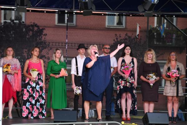 Fontanna Muzyki "Teatr Piosenki Elżbiety Zapendowskiej"